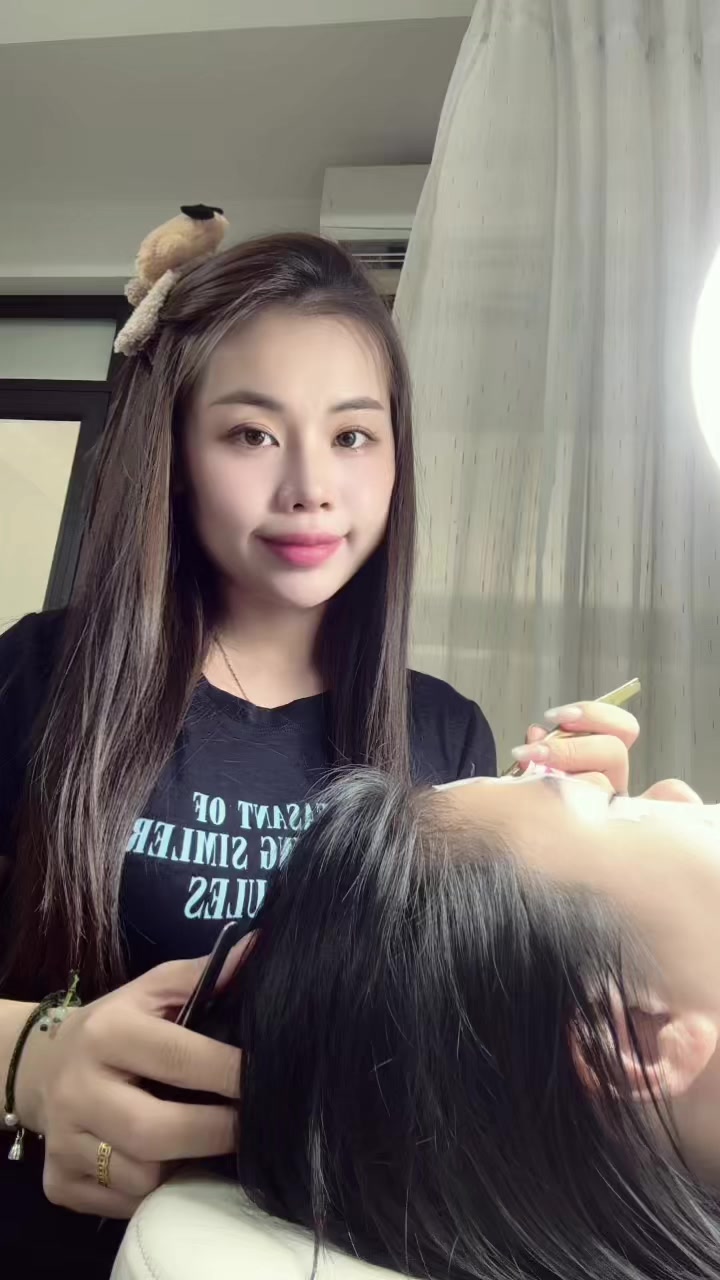 @linh chi quần &aacute;o tập
