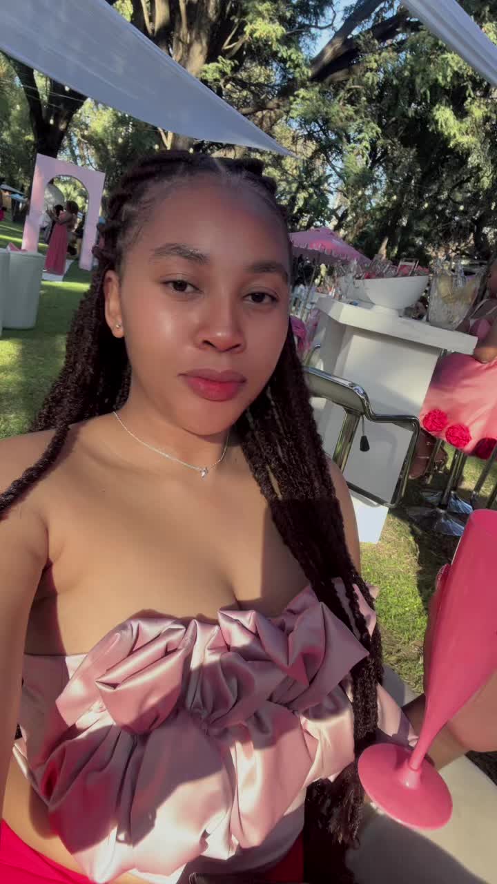 @Lelomo  ✨🌬️🇿🇦