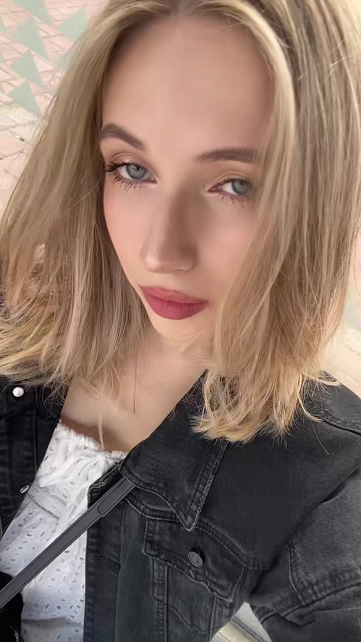 @надюша