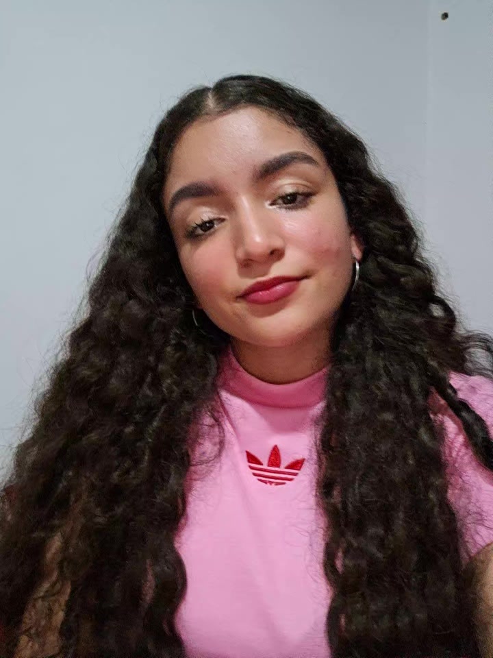 @aleja👩🏻&zwj;🌾⚡️