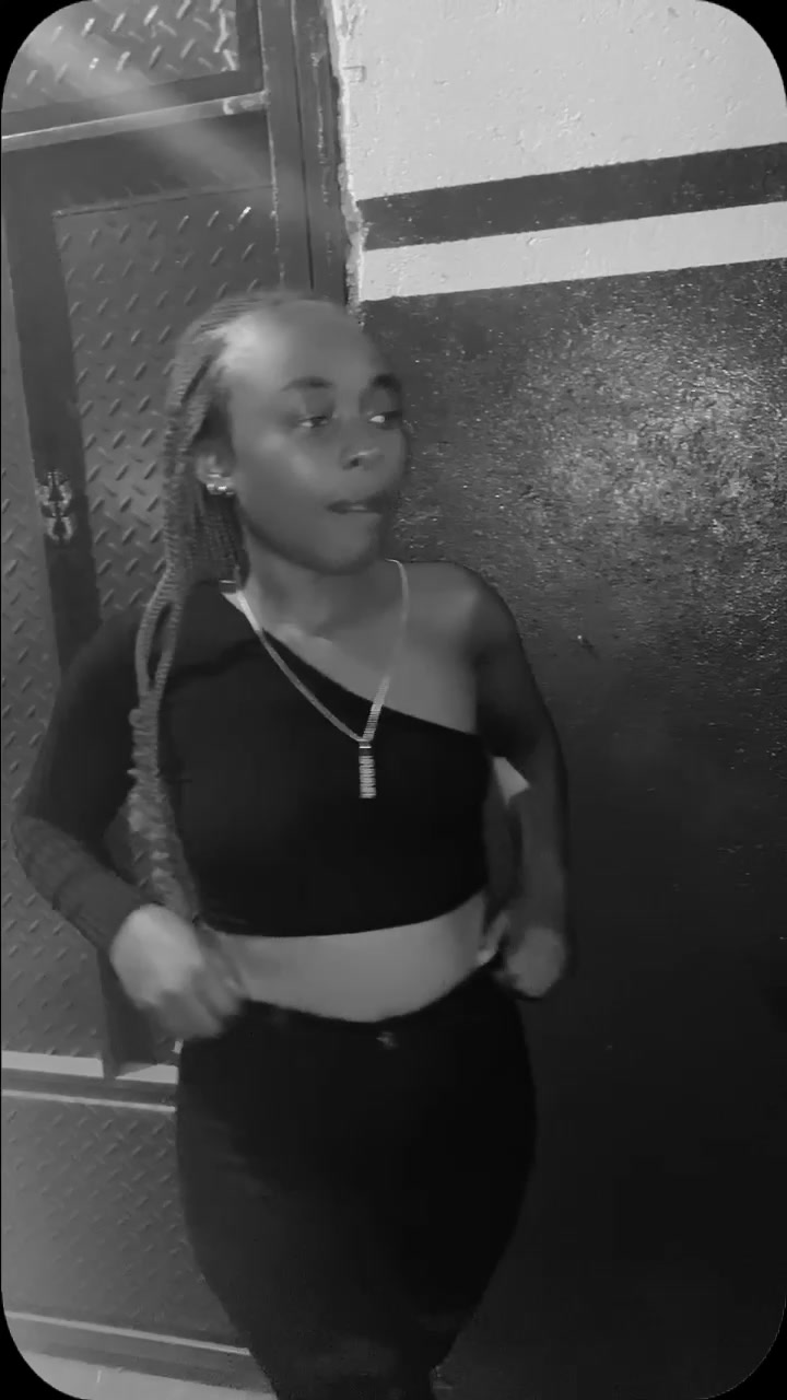 @Rosie Legombasi