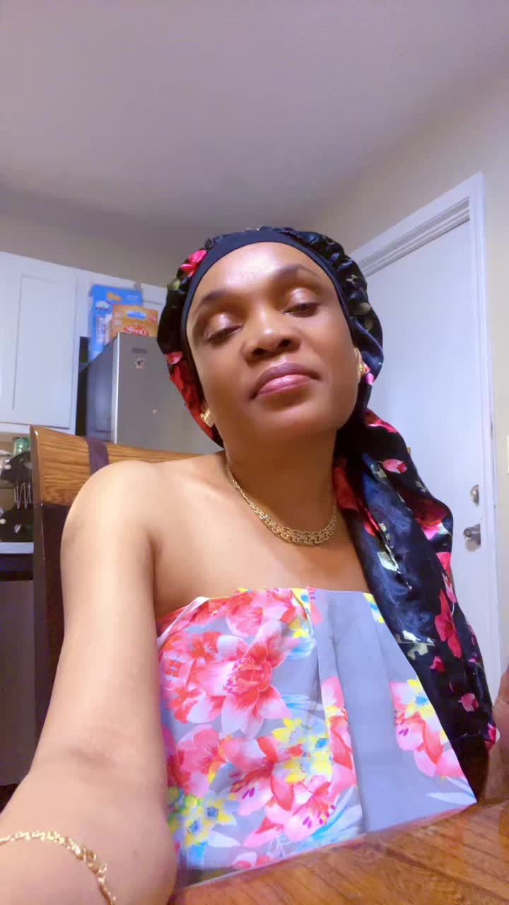 @Veronique