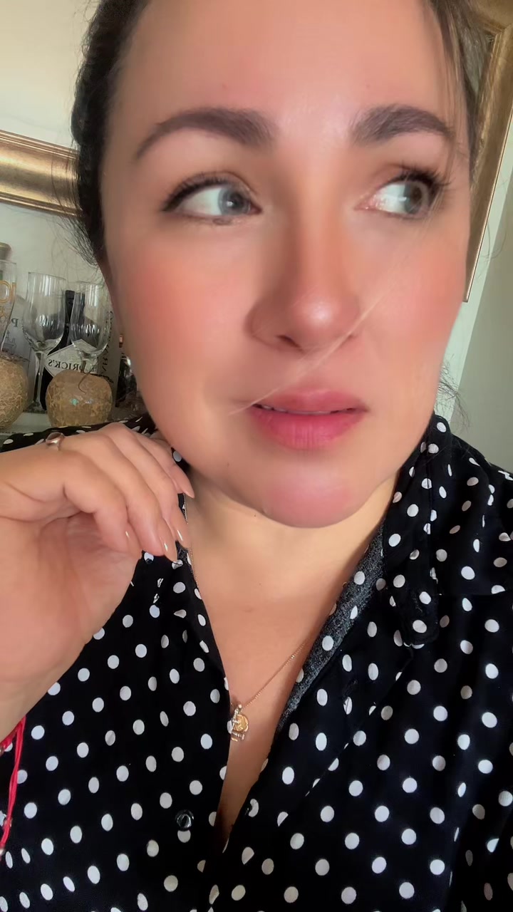 @🦋
