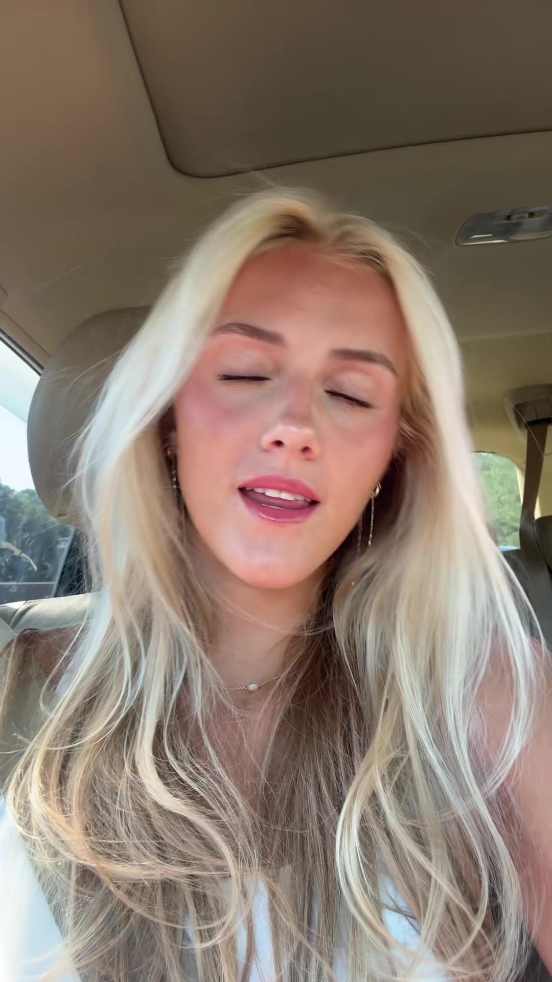 @laurenr