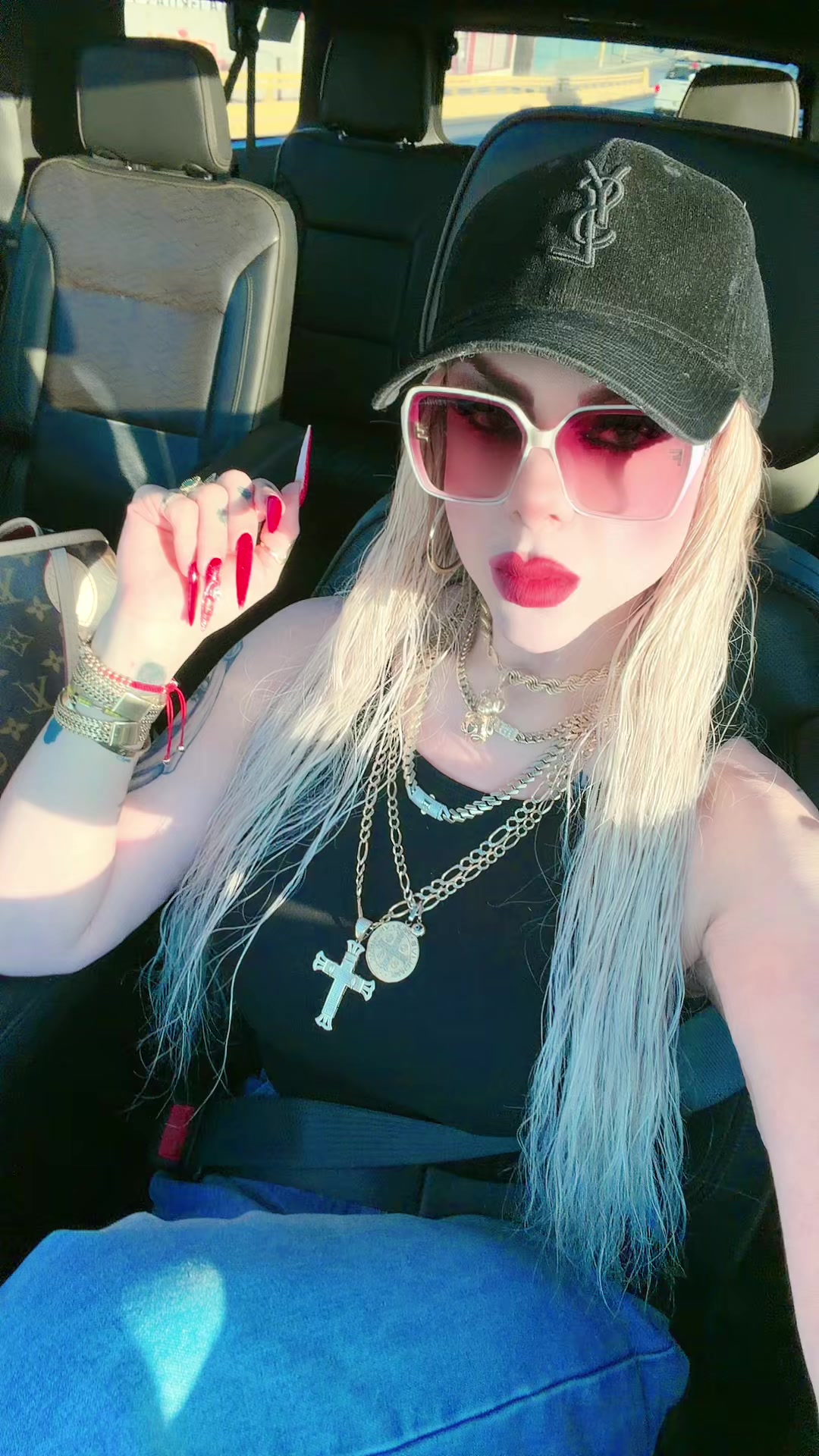 @La chicana mv Mitchelle ♥️💰☘️