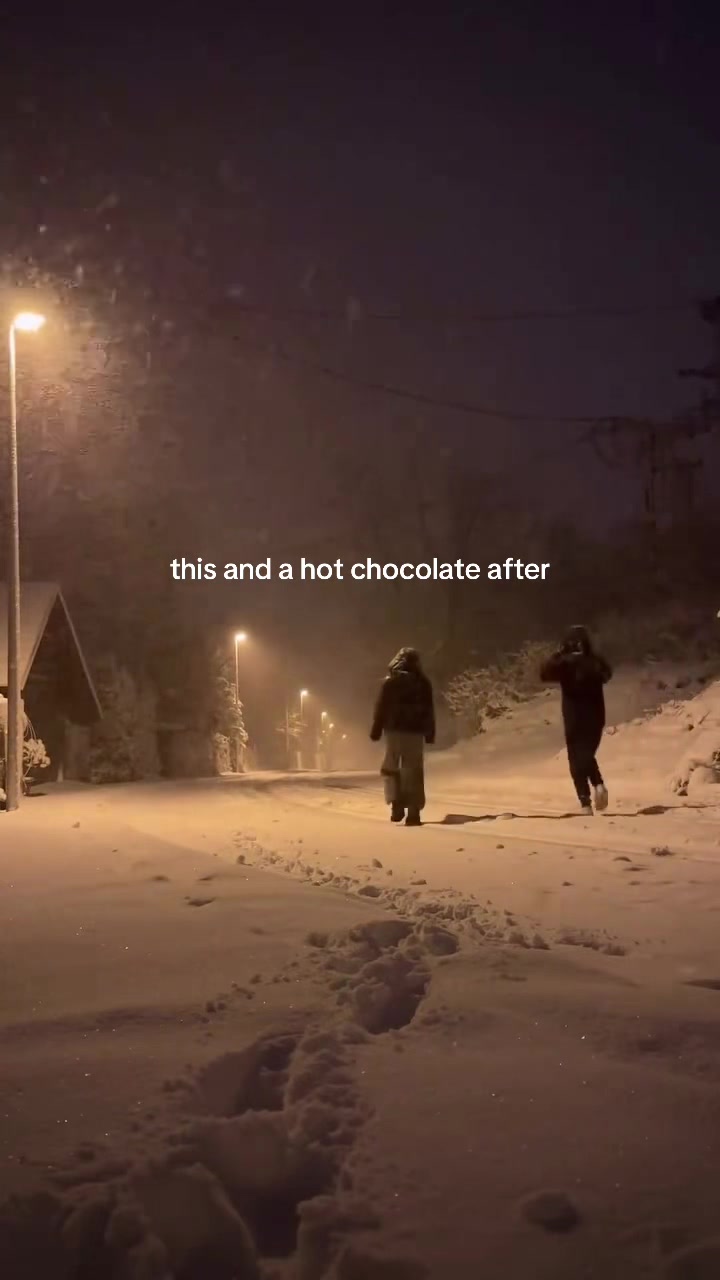 @𝑎𝑐𝑜𝑧𝑦𝑐ℎ𝑟𝑖𝑠𝑡𝑚𝑎𝑠