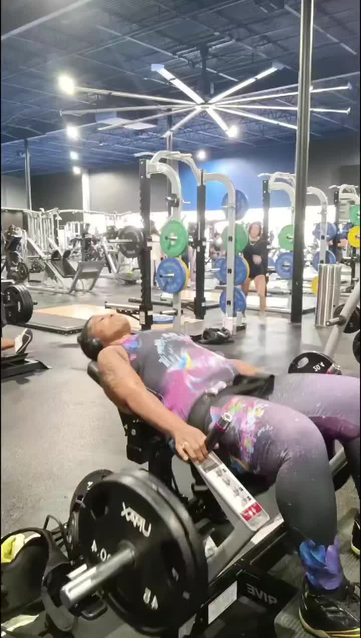 @locaknoni