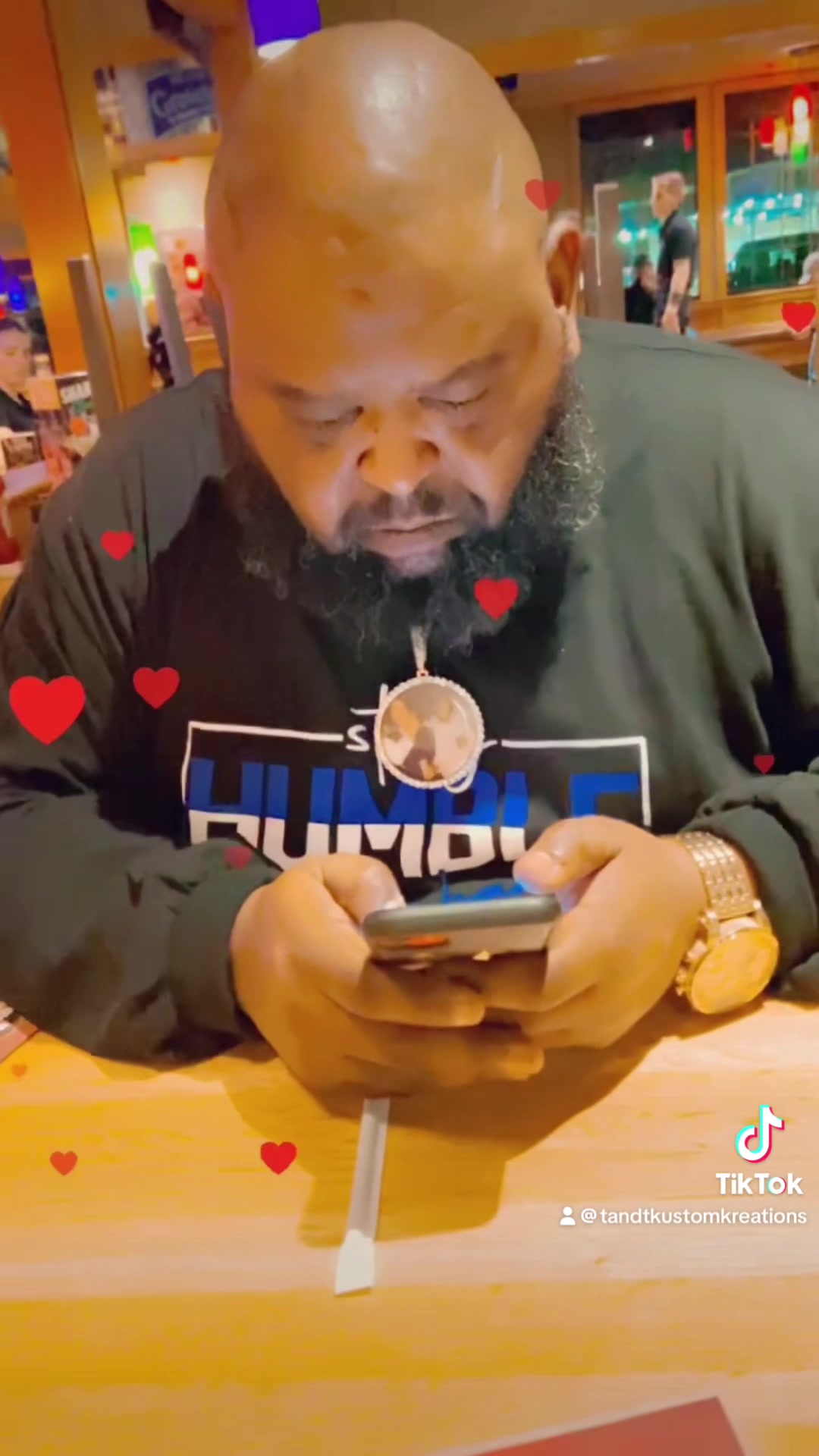 @Tamellia💜🤍🖤