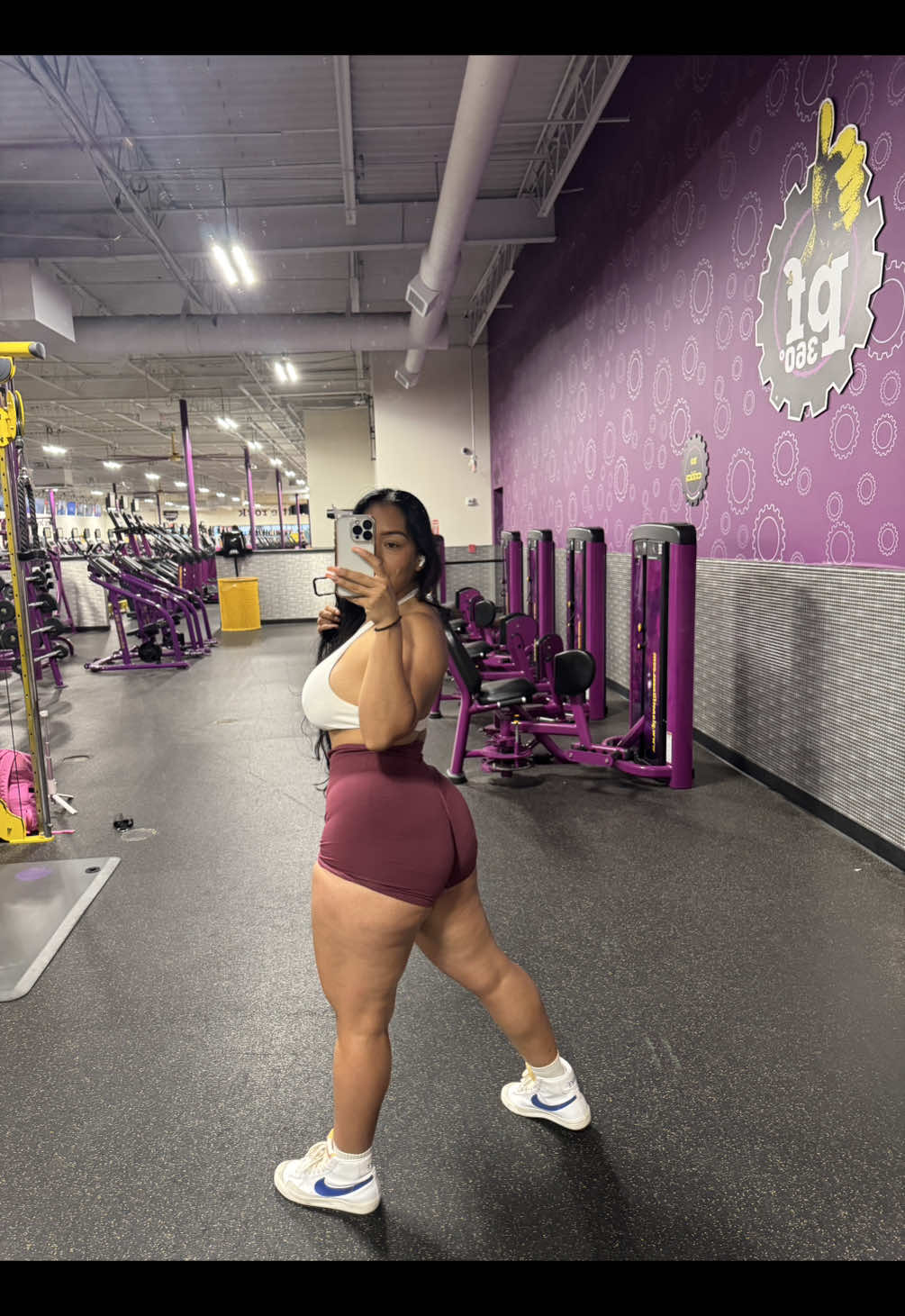 @LupitaAngulo