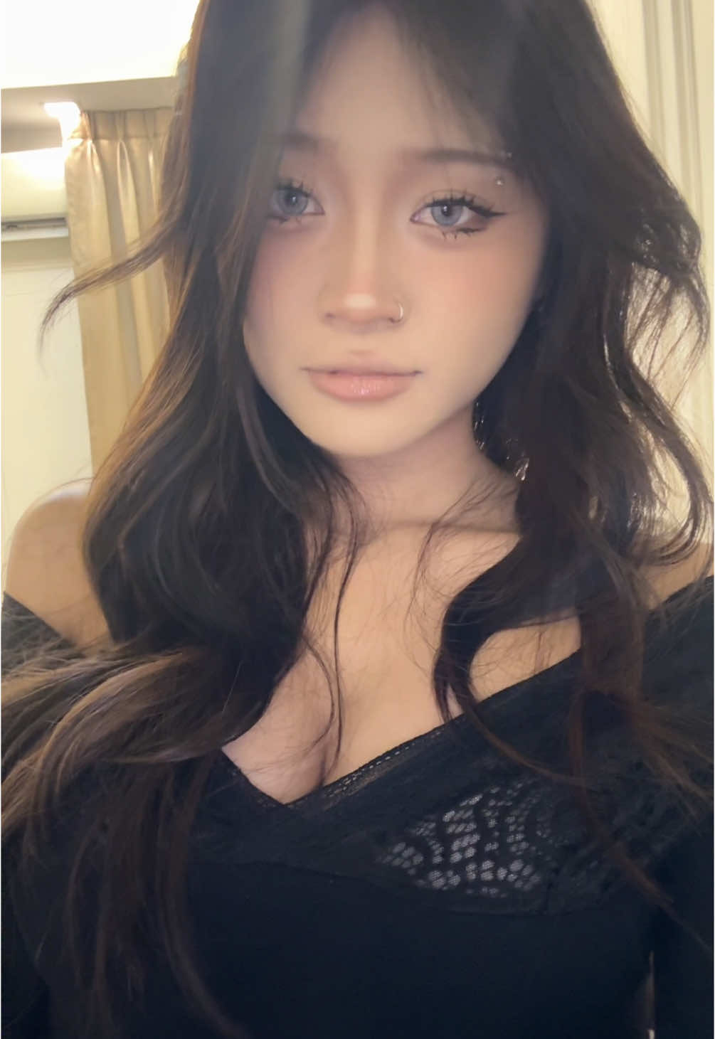 @𝐣