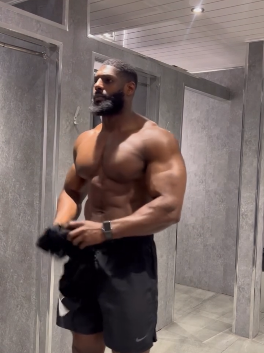@EmmanuelSamuelsjr