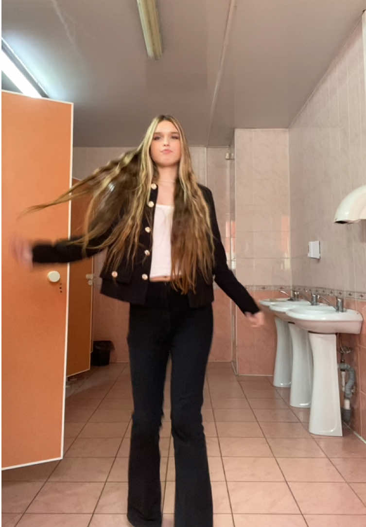 @Vika Va