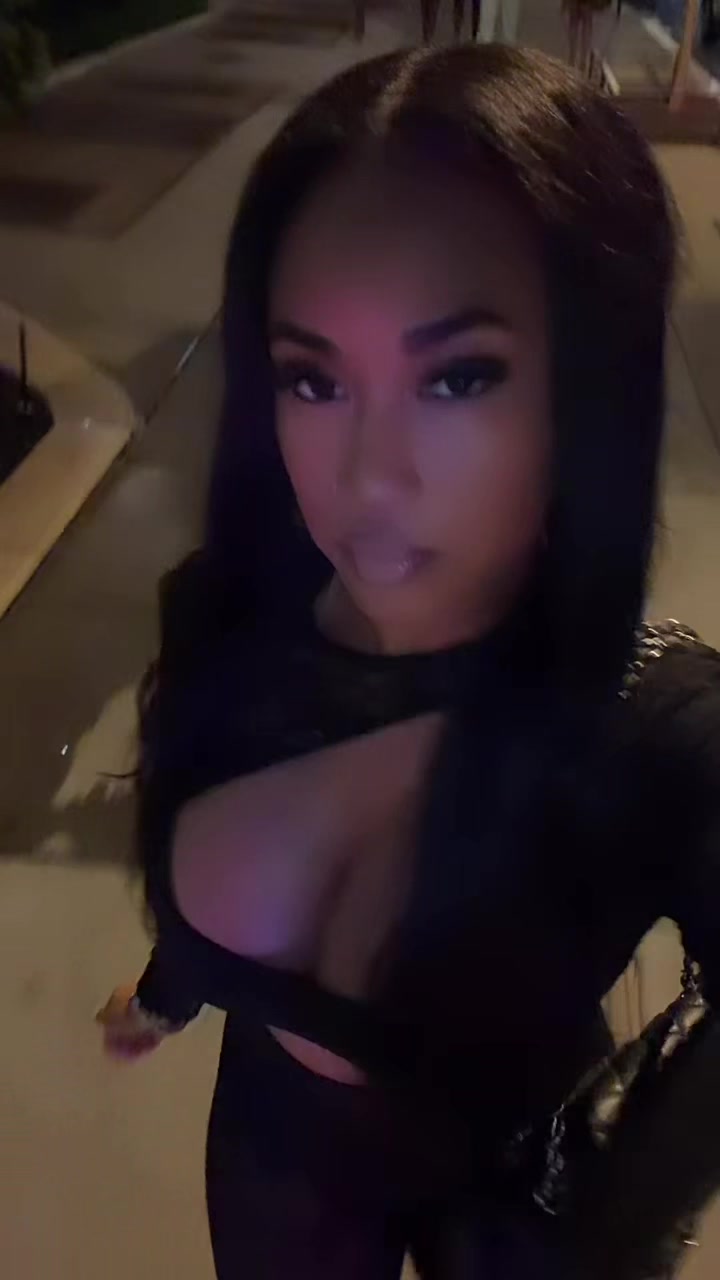 @Araya Evans