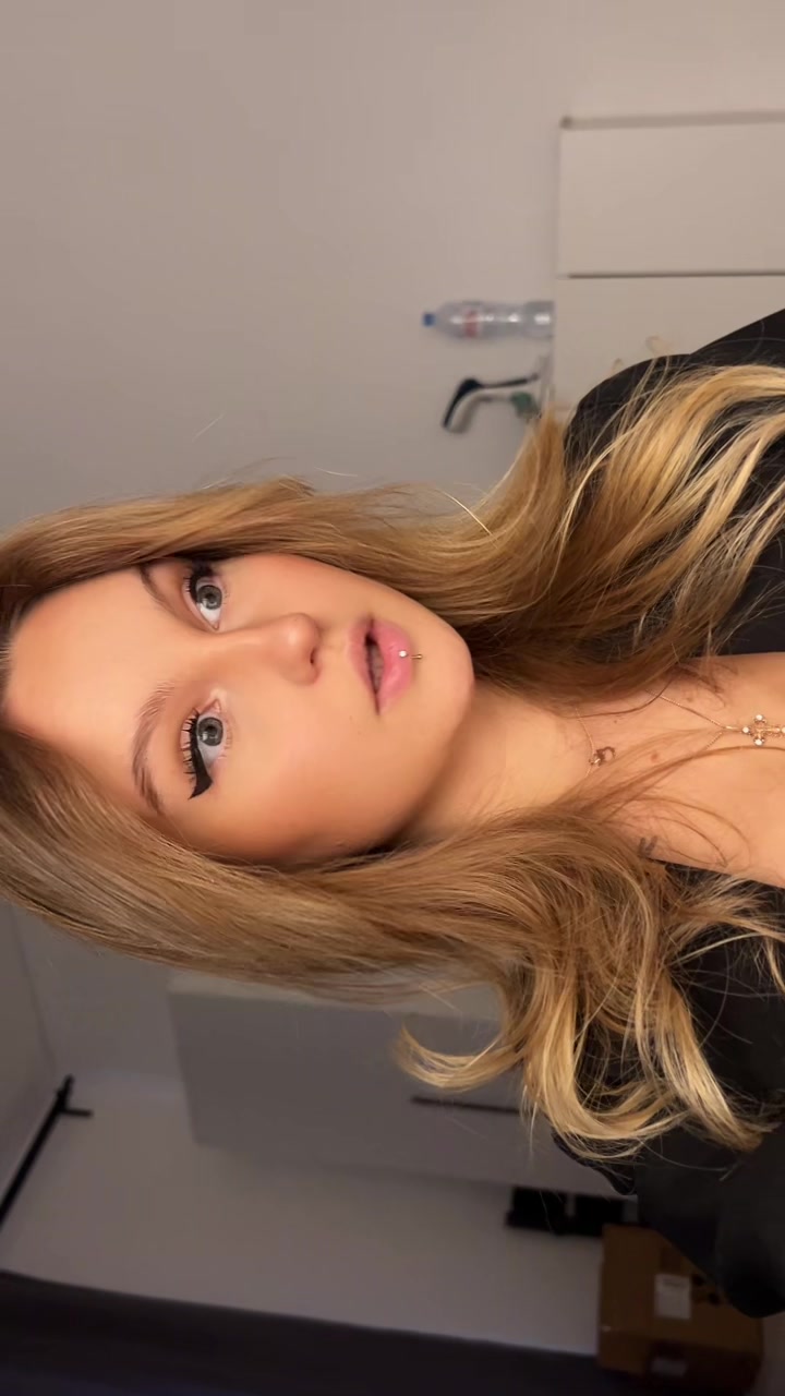 @аришкамилка🤍