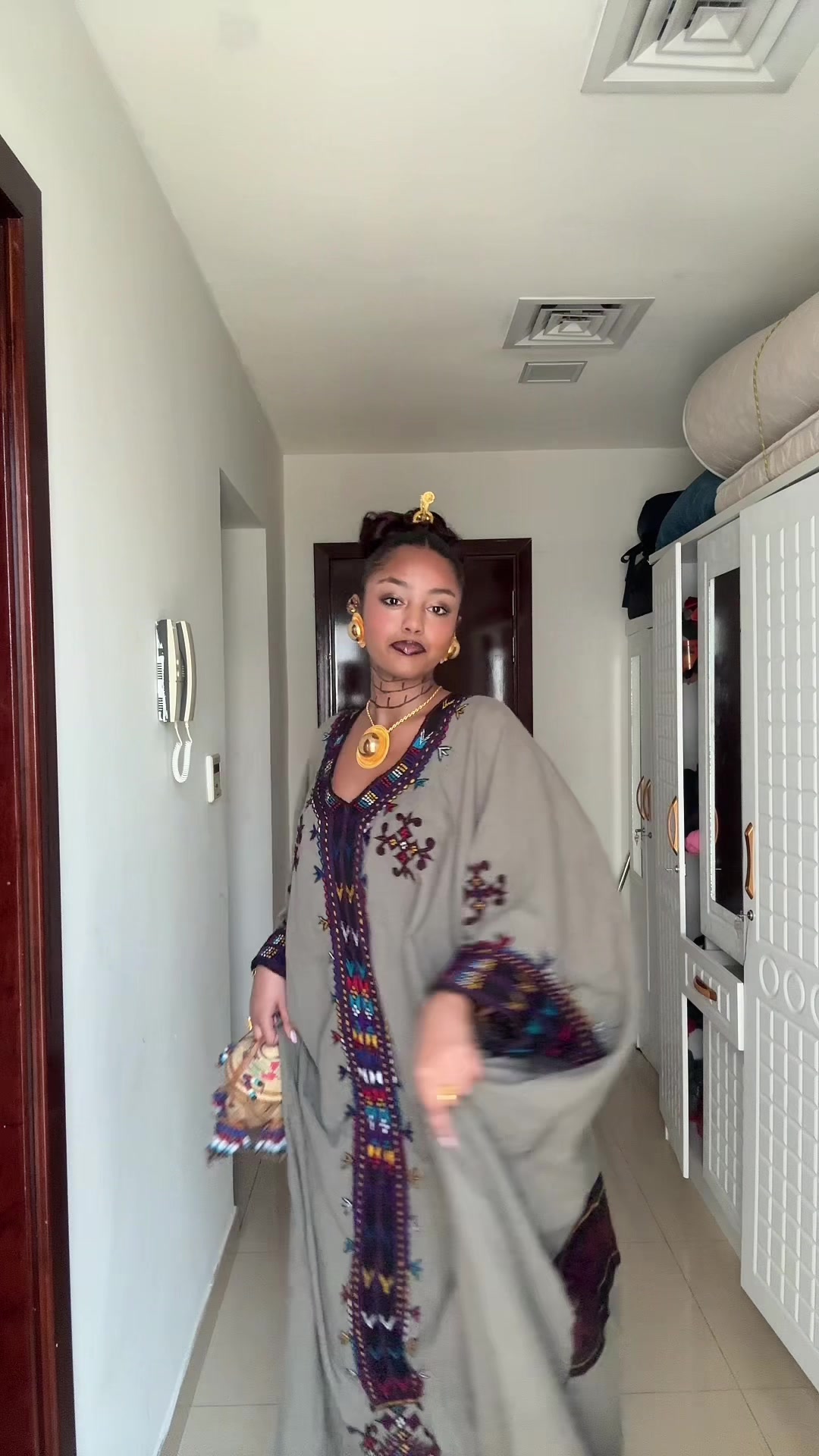 @Bealti_Shekuar