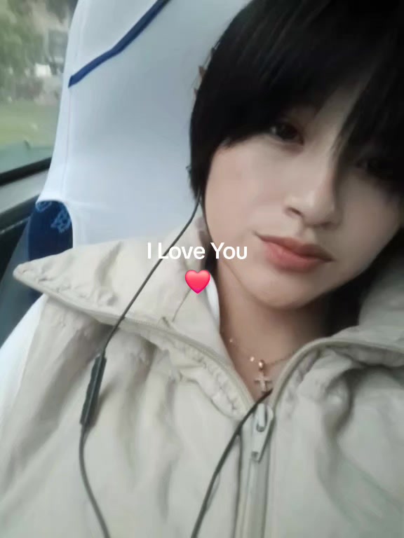 @Mılƴ