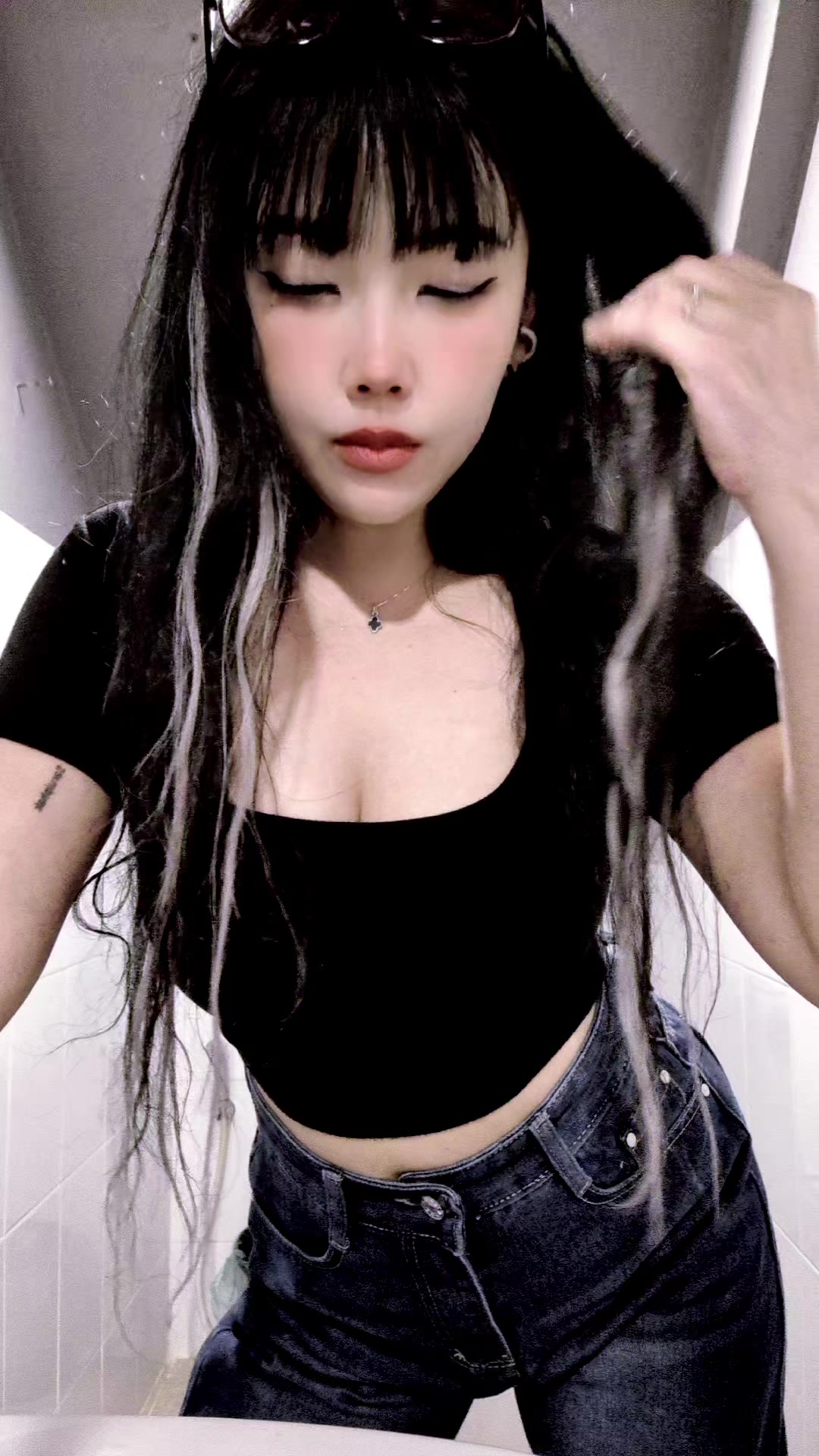 @vivian🫦