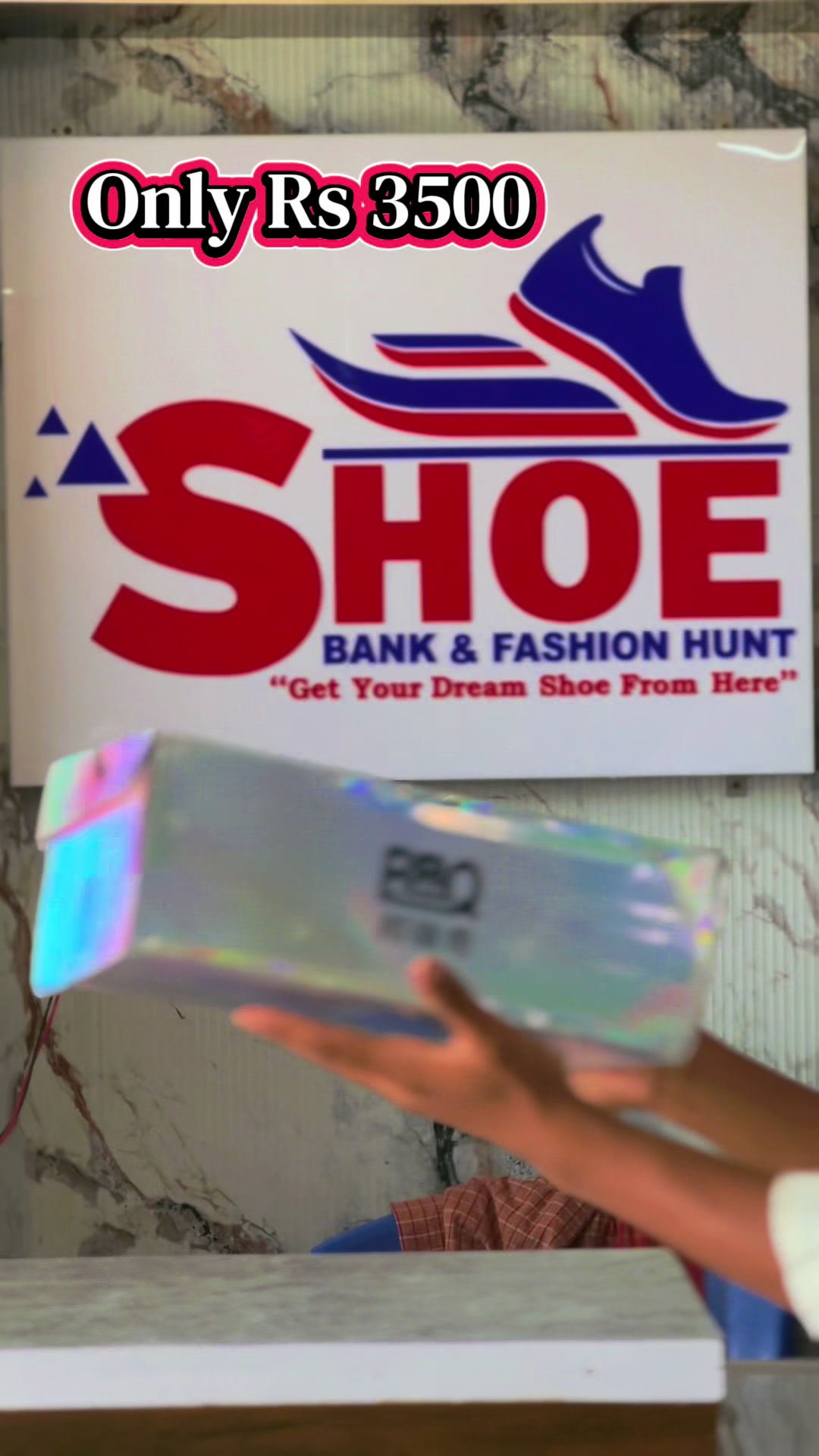 @Shoe Bank And Fashion Hunt