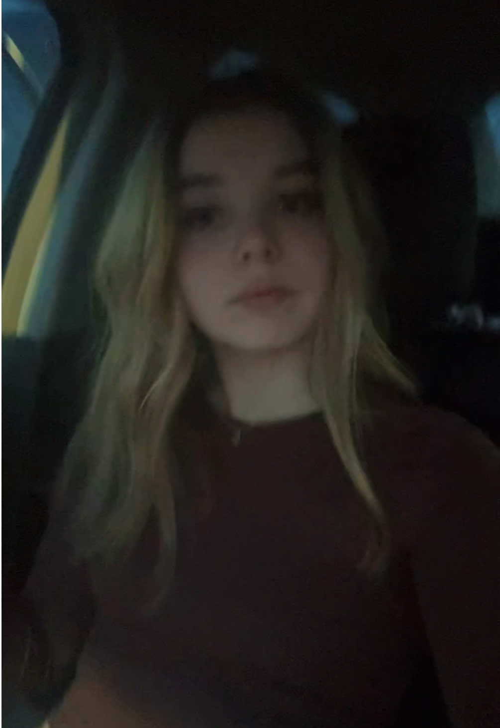 @🦦