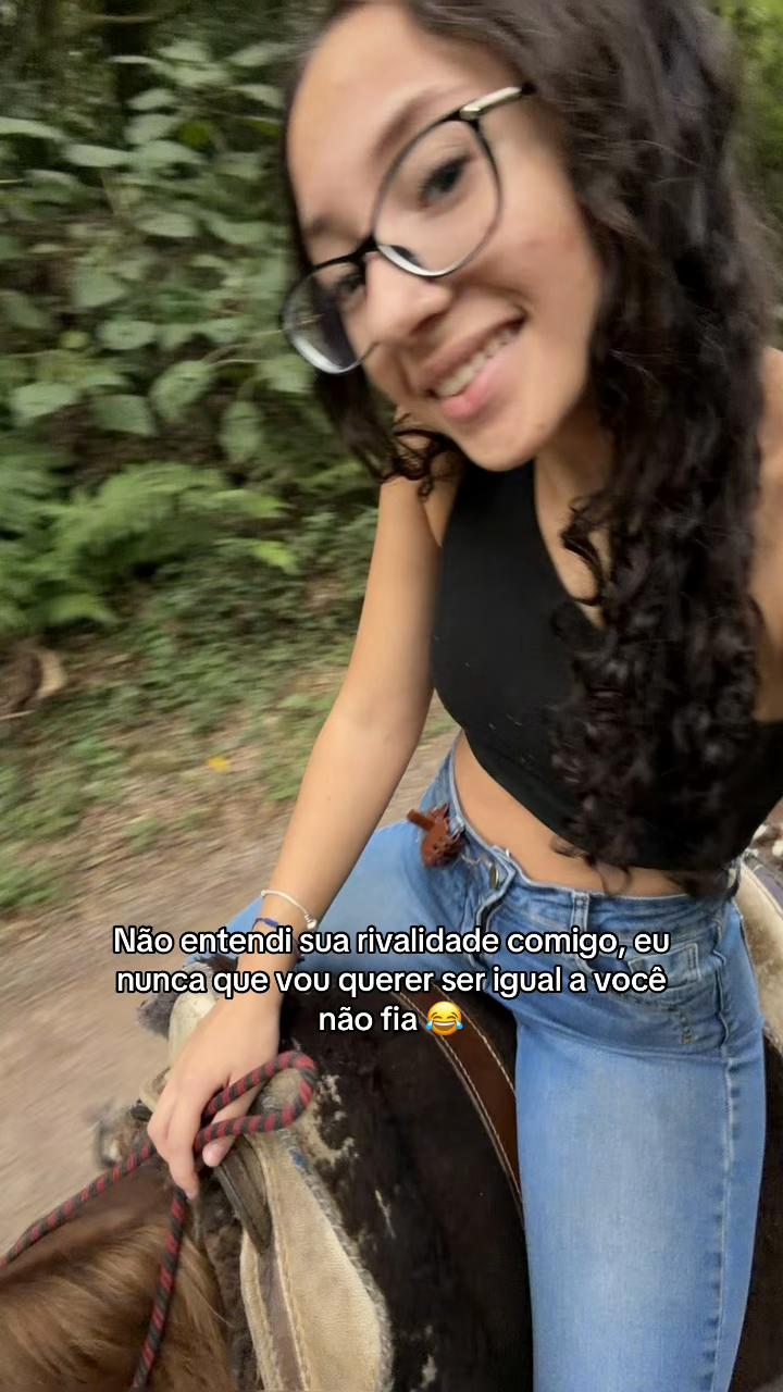 @yasmim_brgs8