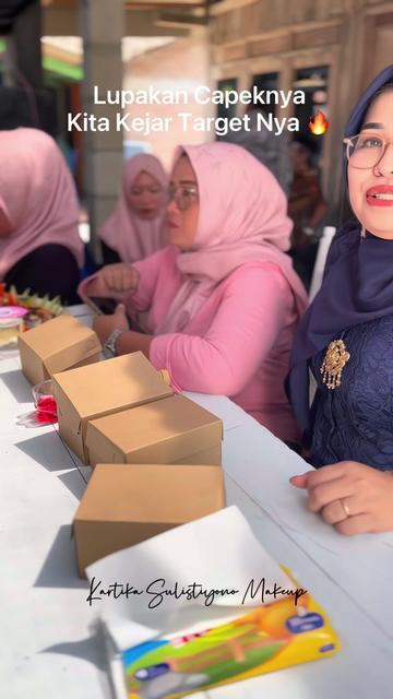 @Kartika Sulistiyono MUA