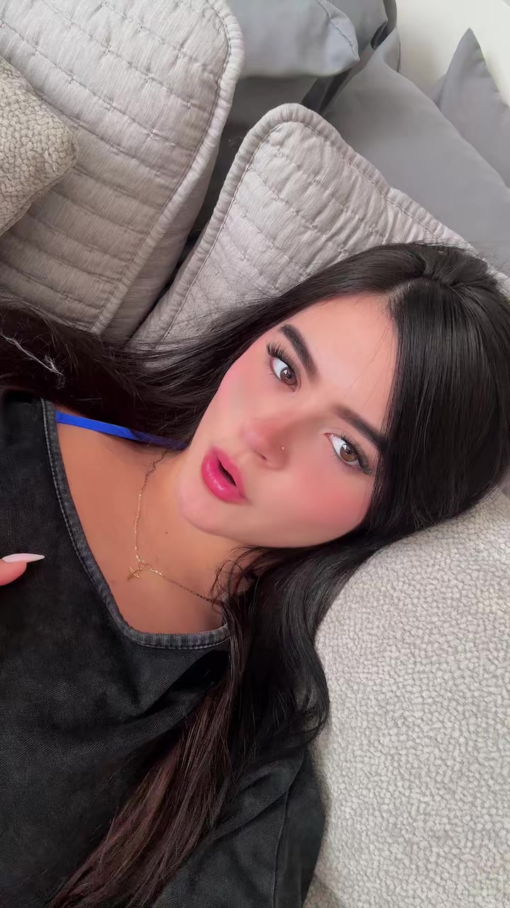 @isabella mejia