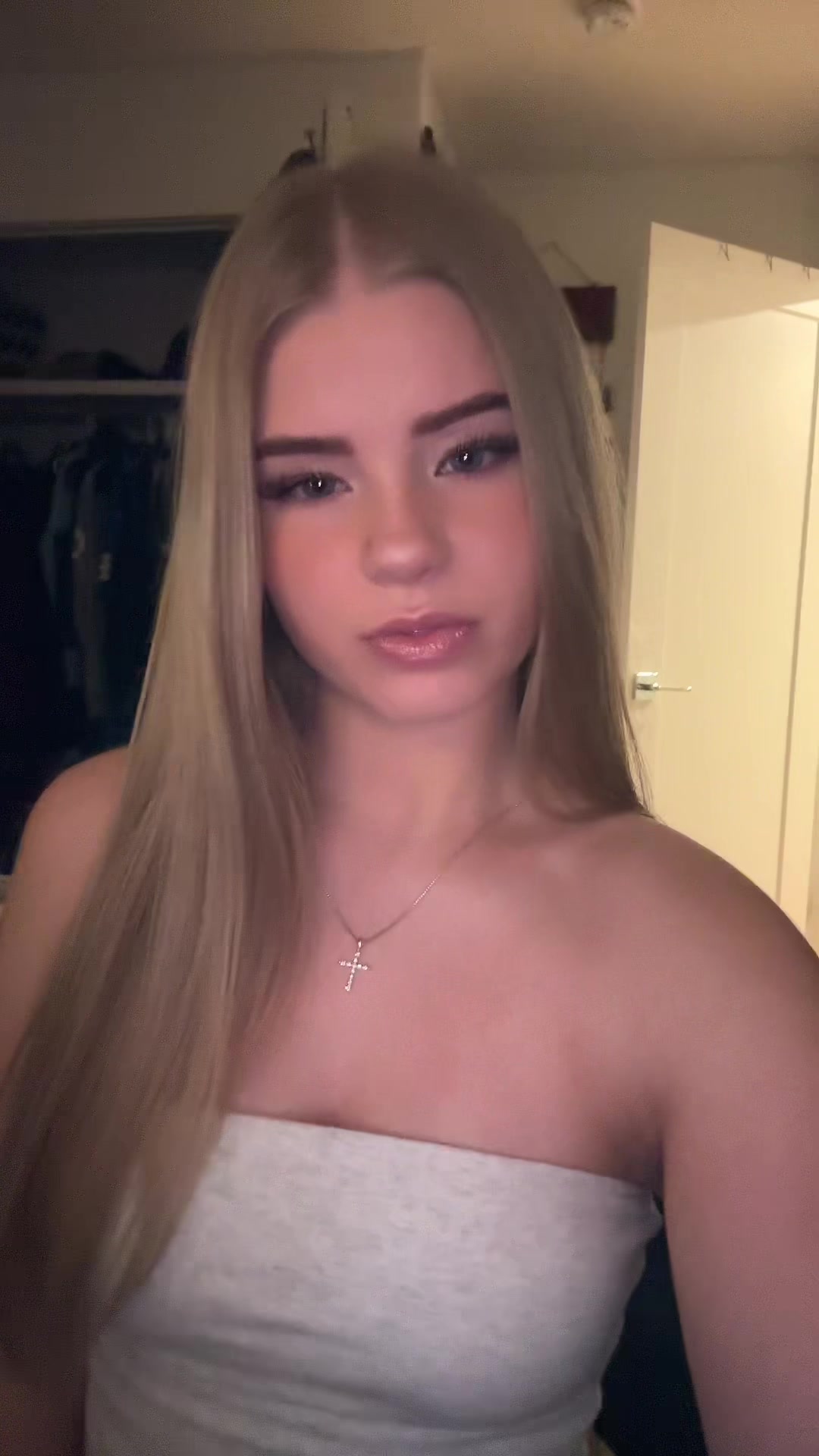 @TayTay😋
