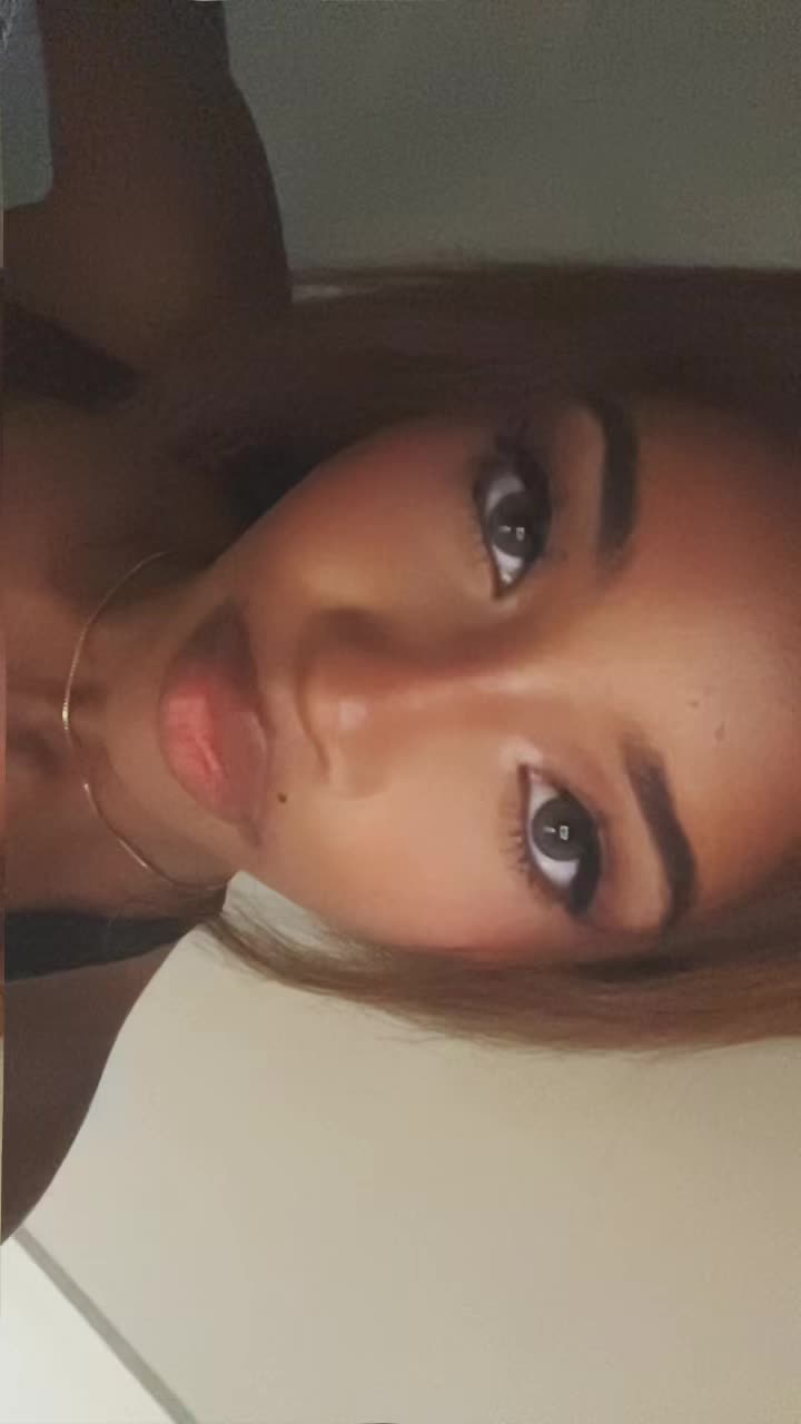 @ashlynj
