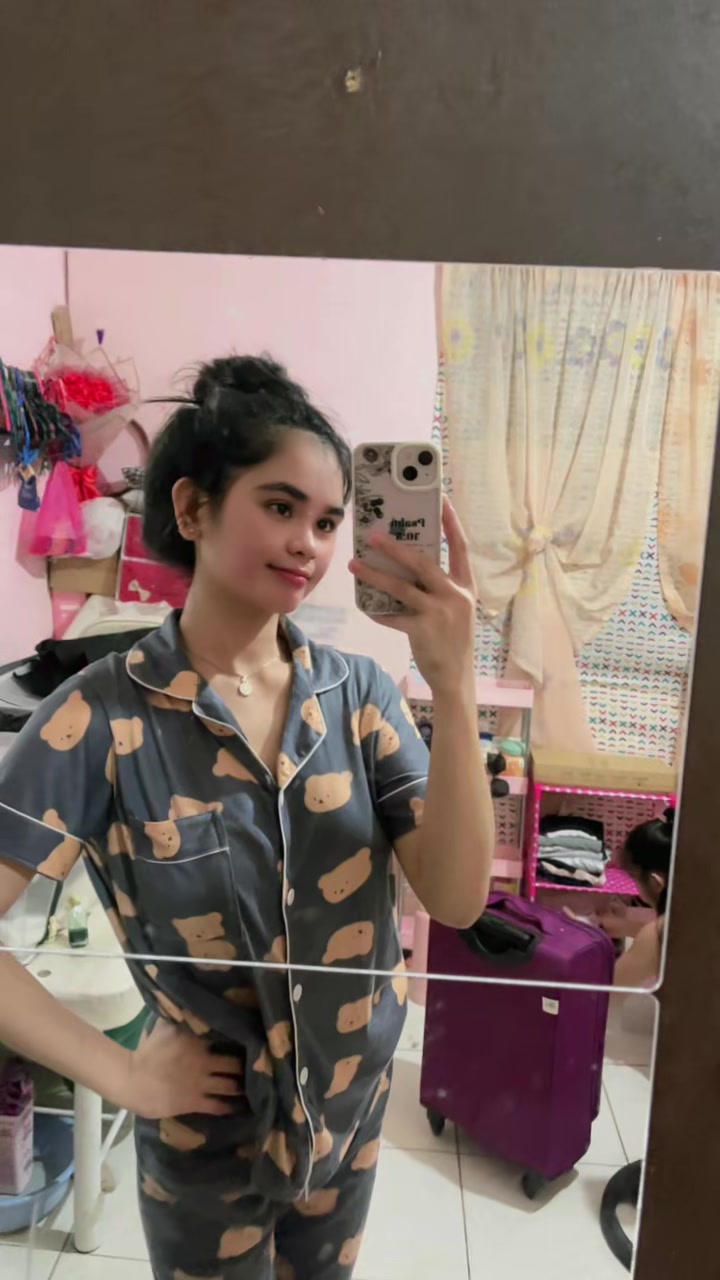 @Esang🧿