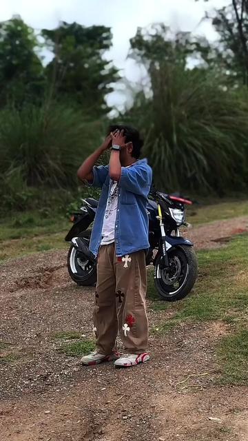 @𝐁𝐫𝐚𝐧𝐝𝐞𝐝_T𝖍𝖆𝖐𝖚𝖗👑