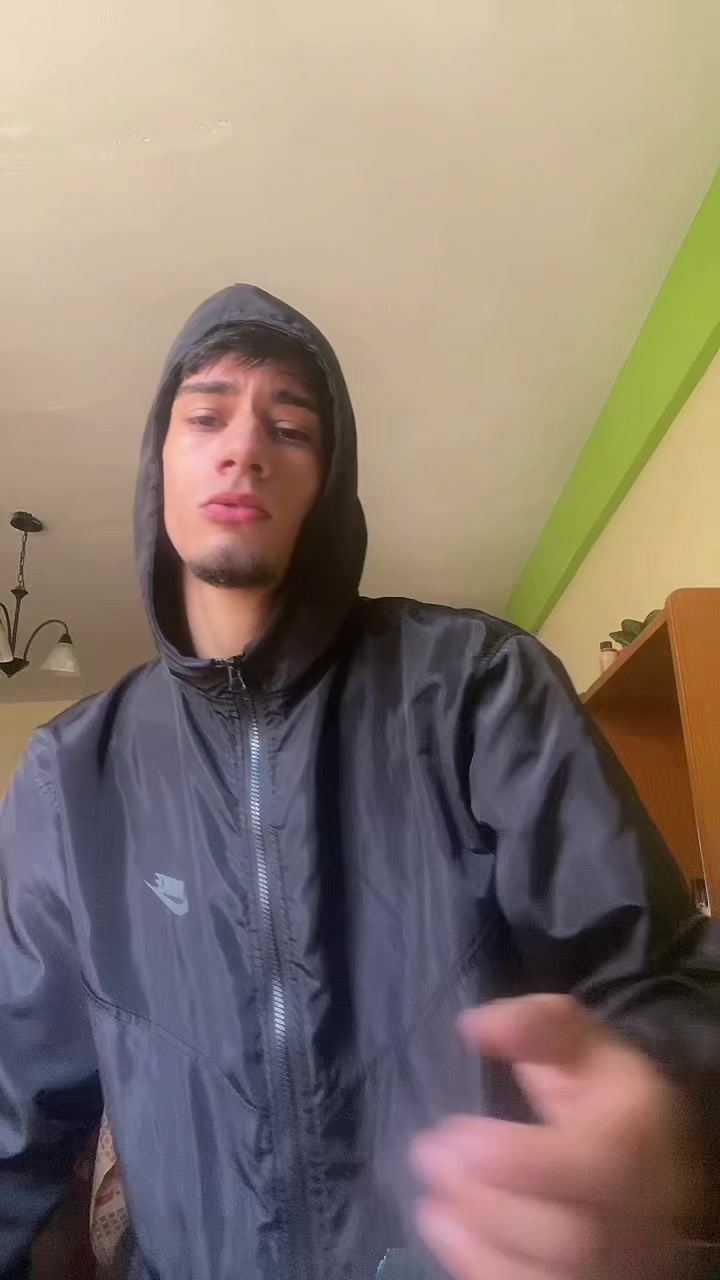 @&zwj; Brycezambrano