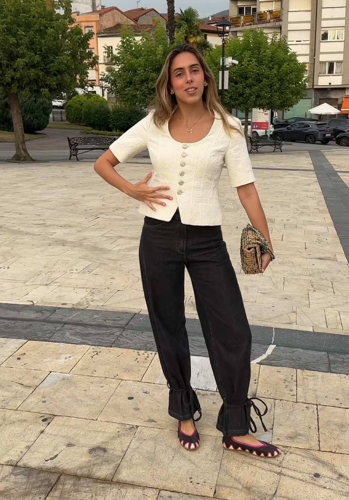 @Sara López