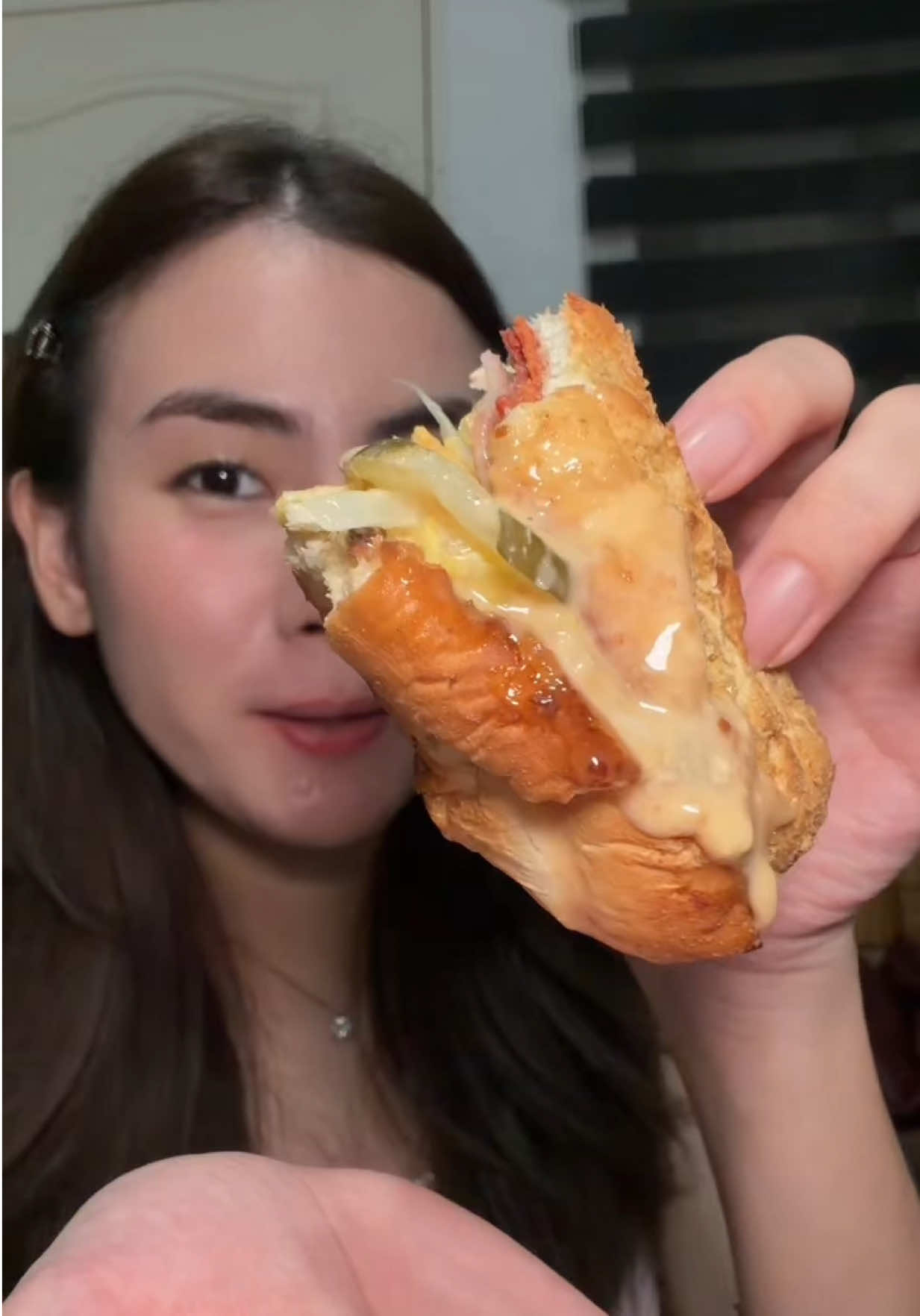 @Eywi 🍍 kindaeywi on IG