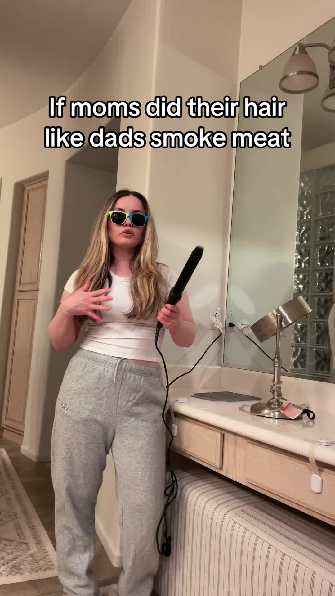 @laura