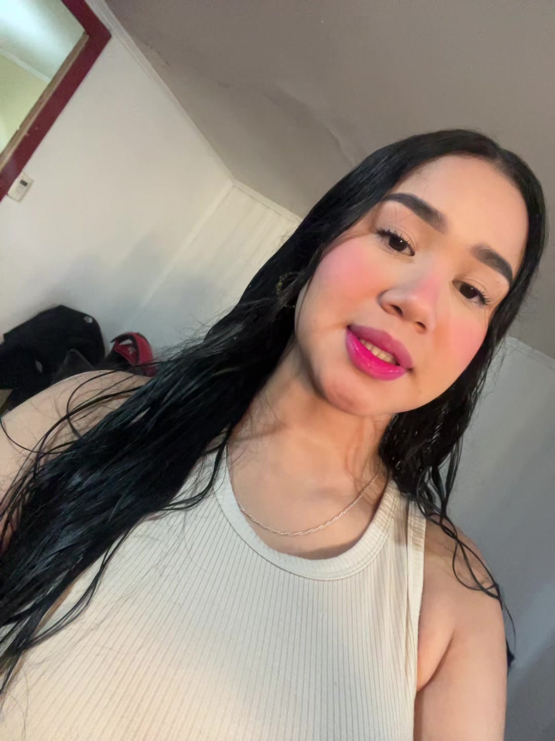 @María Mora