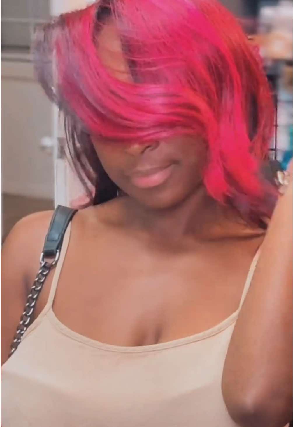 @Tee Que.TheHairPistol