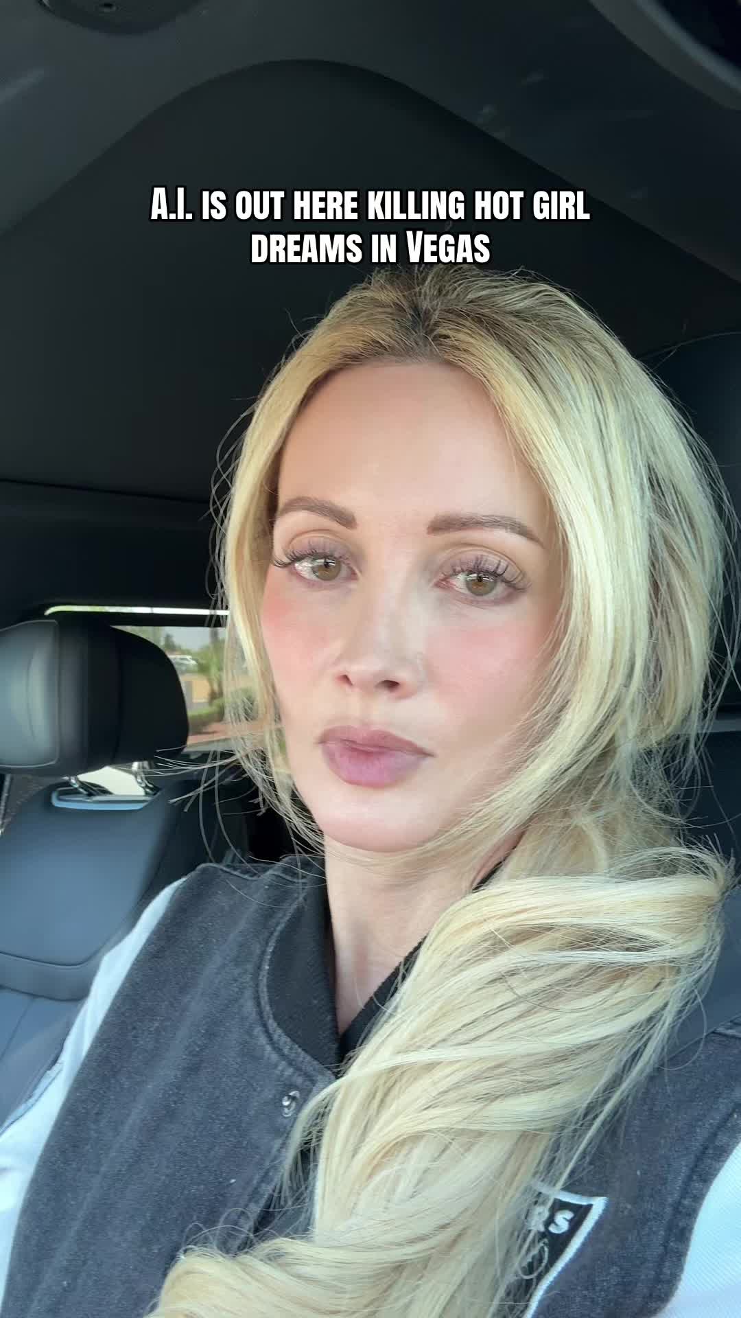 @hollymadison