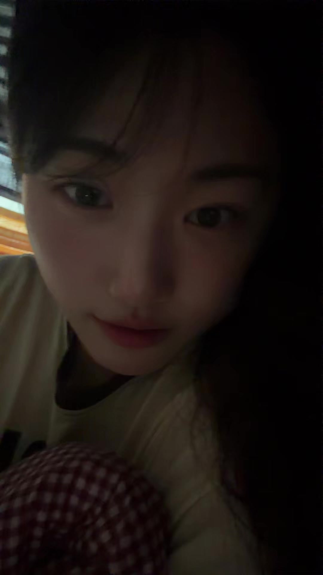 @지츄