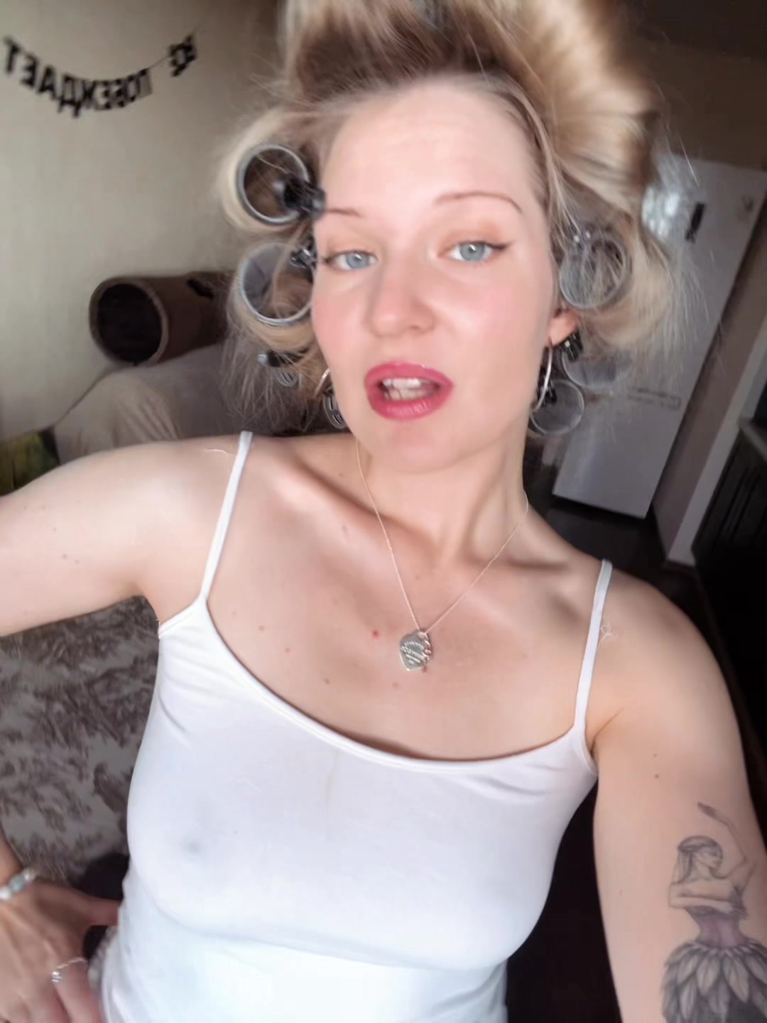 @Смута