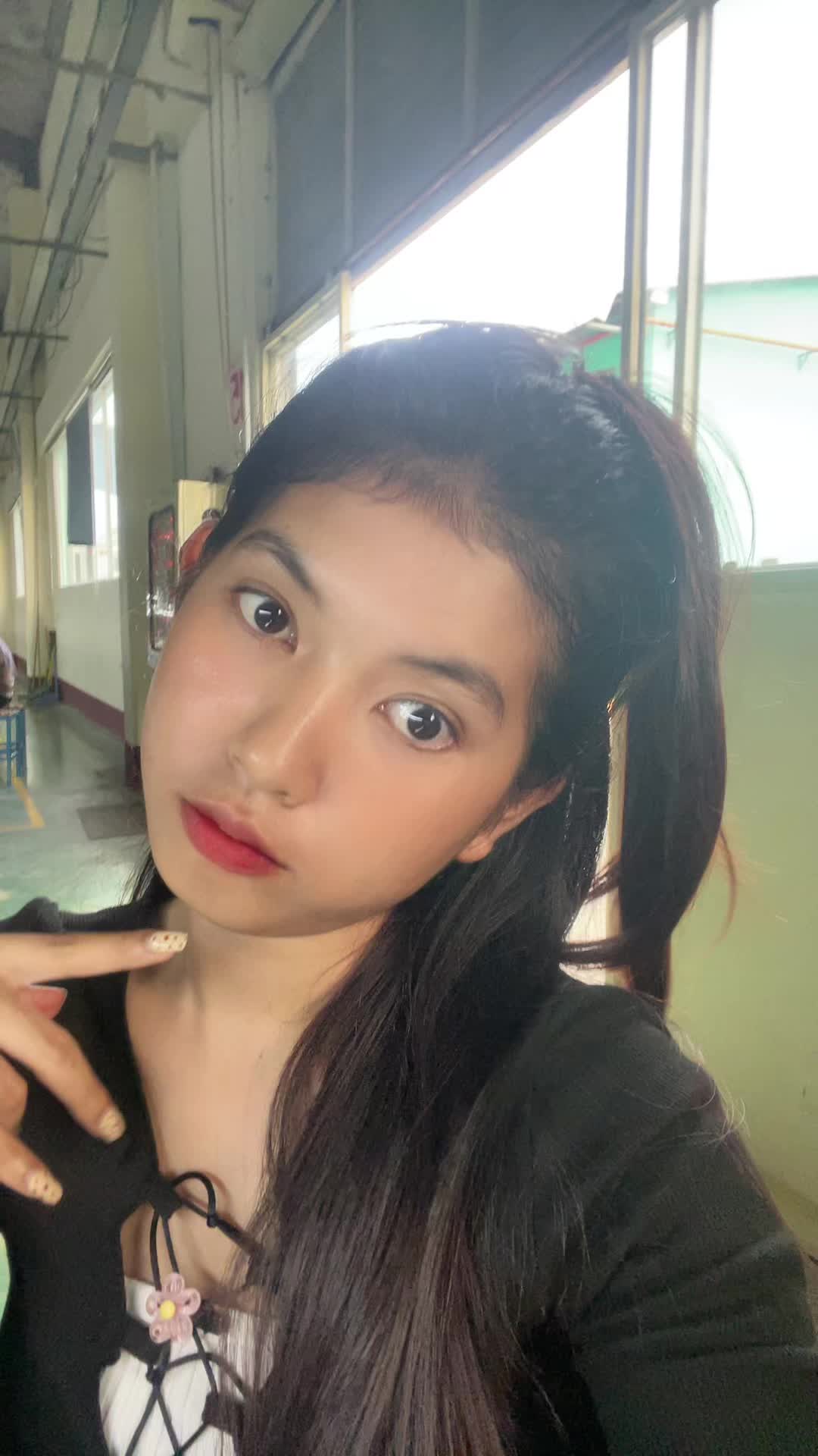 @๐ฆ๐nÜy nÜy ๐๐ฆ