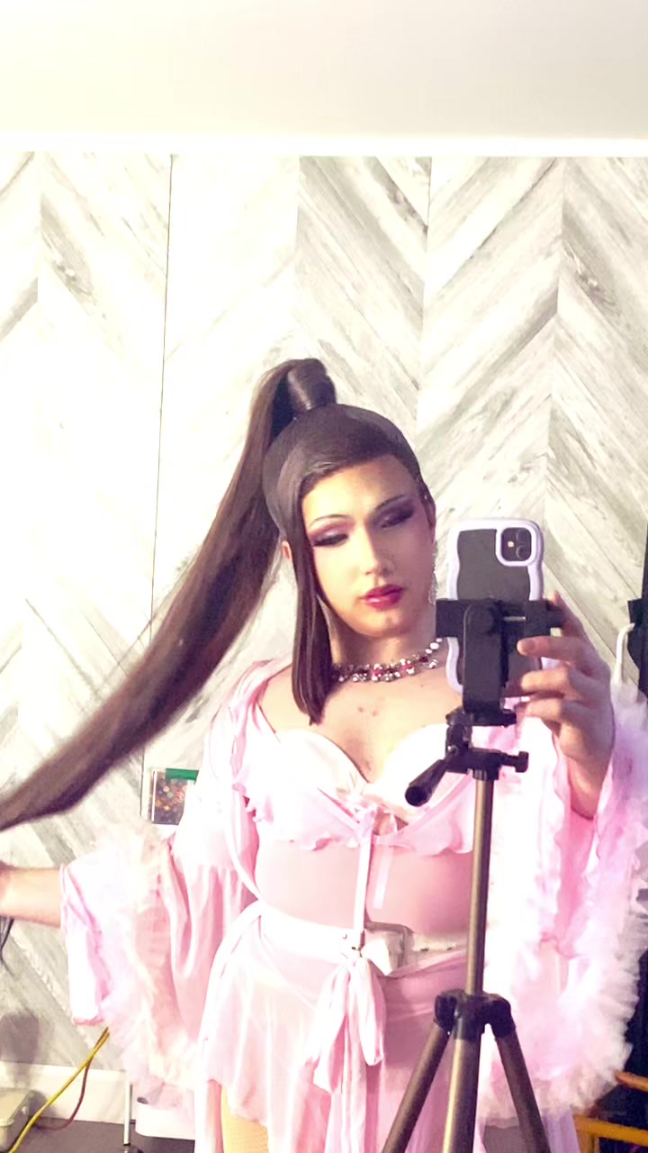 @Anastasia_the_drag