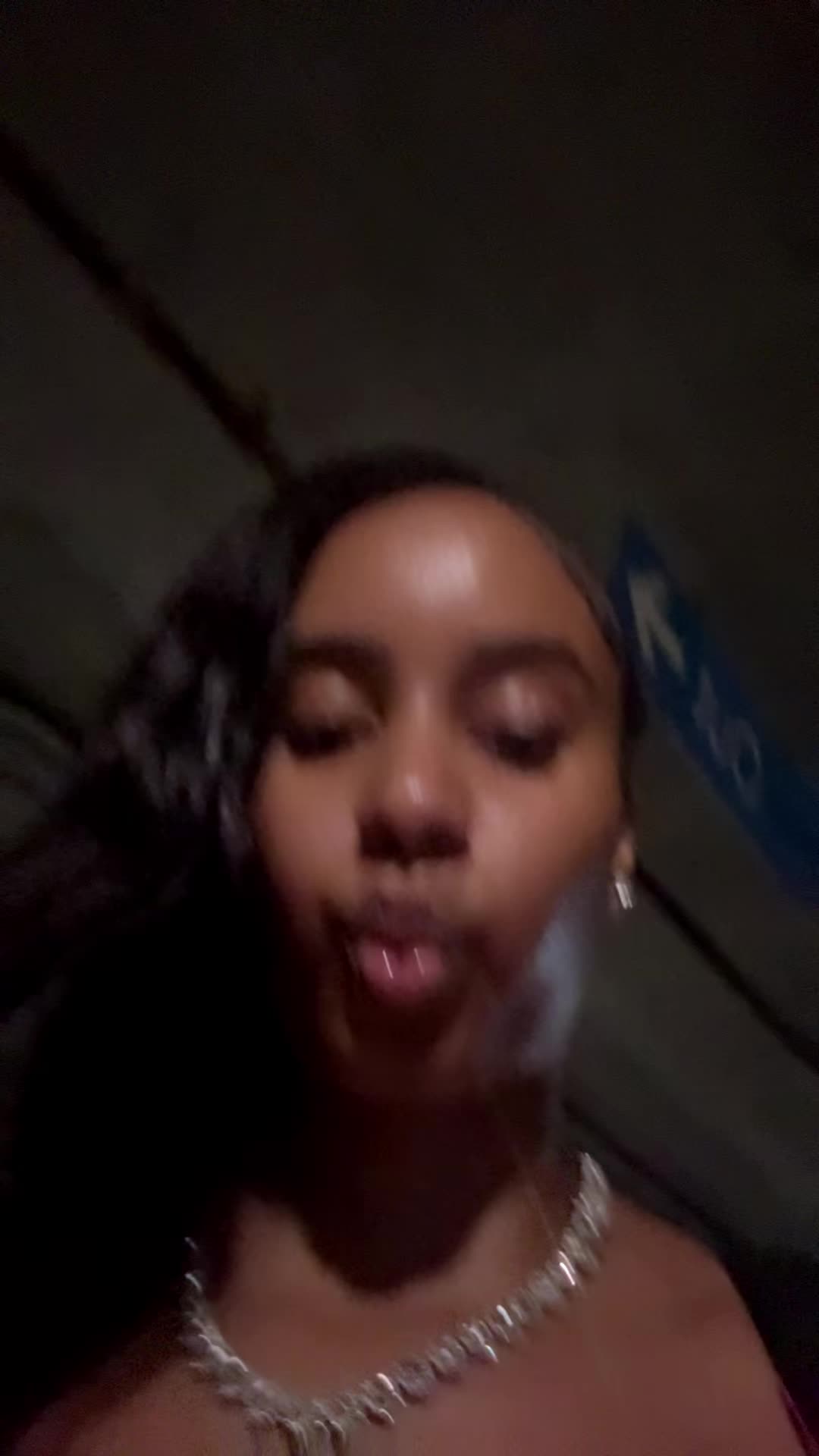 @thisisajokeelolll