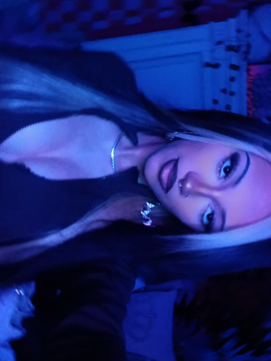 @Valentine._$$