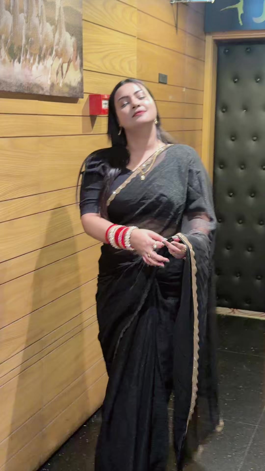 @Arobi Arba Ankhi