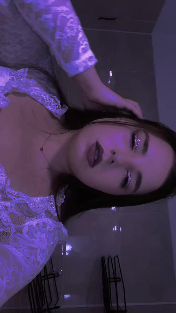 @Anutka_💕