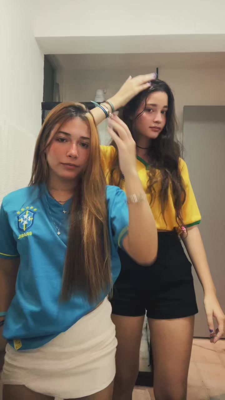 @closemyeyesandfallintoyou