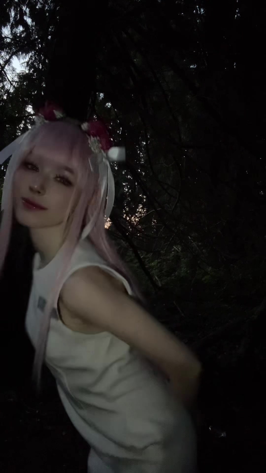 @F0̷X ⪩. .⪨