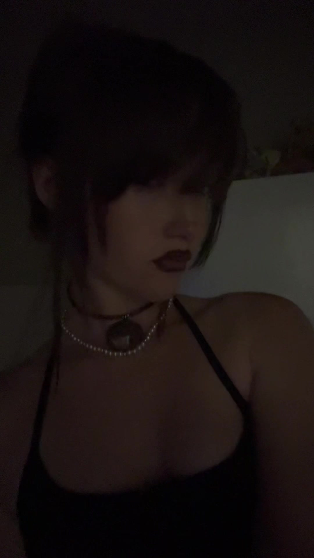 @𝐻𝑒𝒶𝓋𝑒𝓃𝓁𝑒𝑒🖤