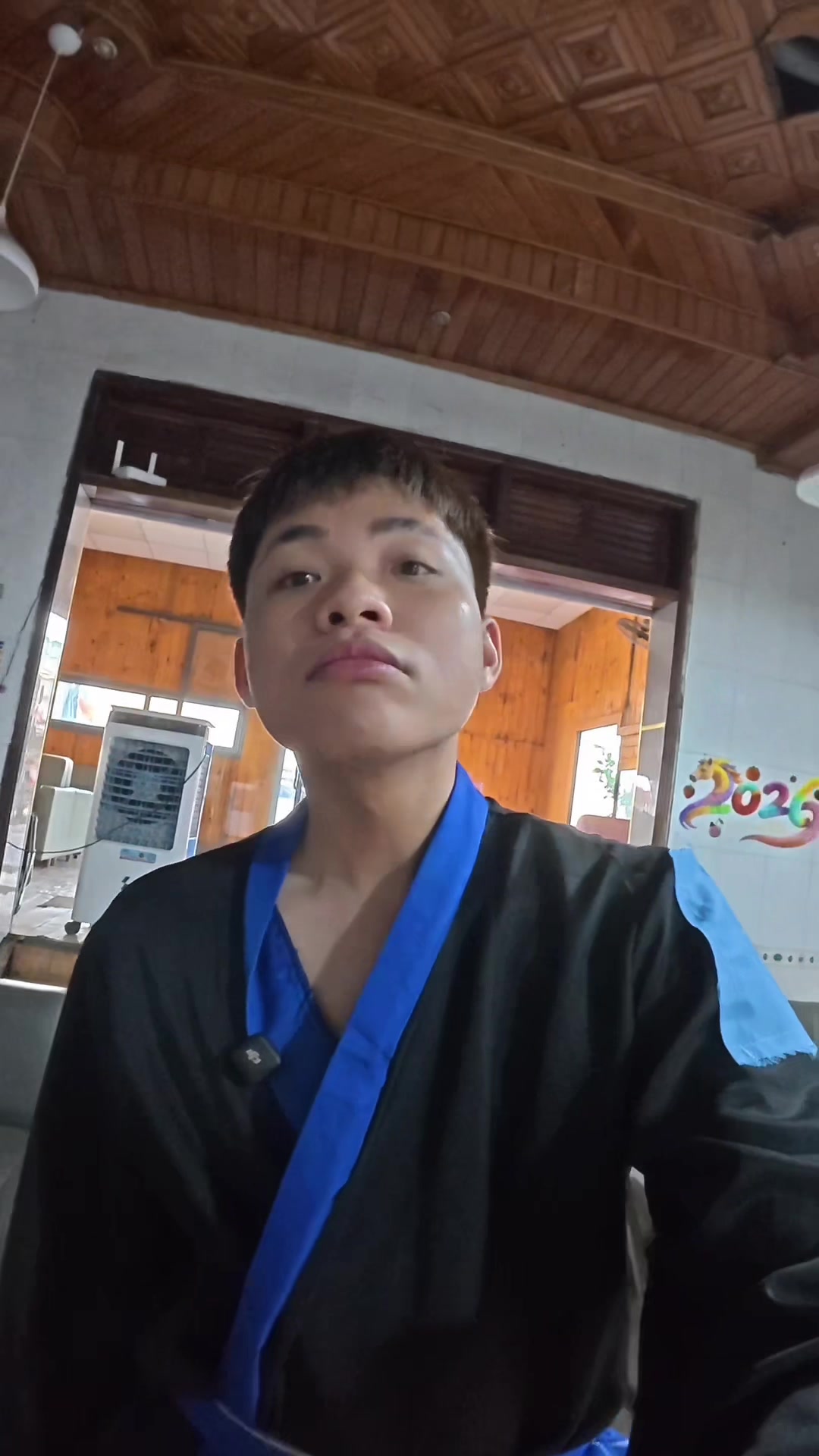 @LC Nhất