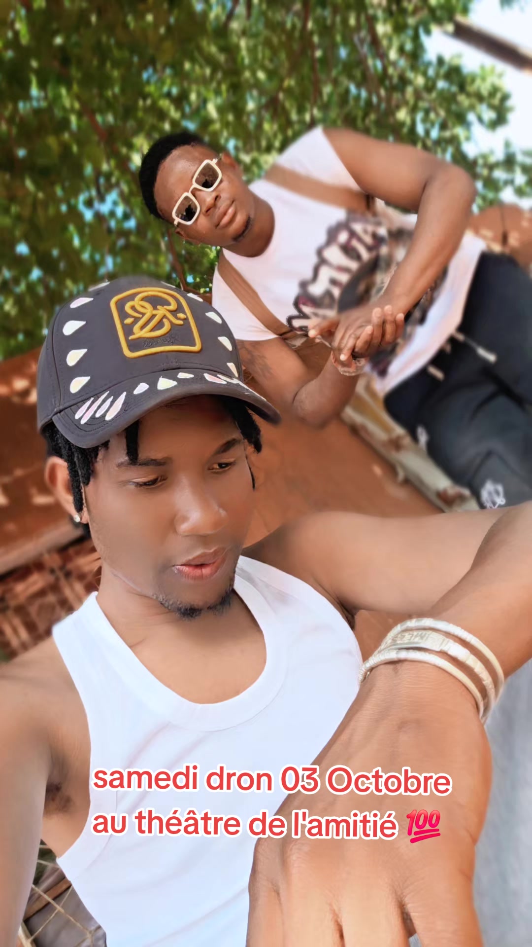 @WEEZYFASHION